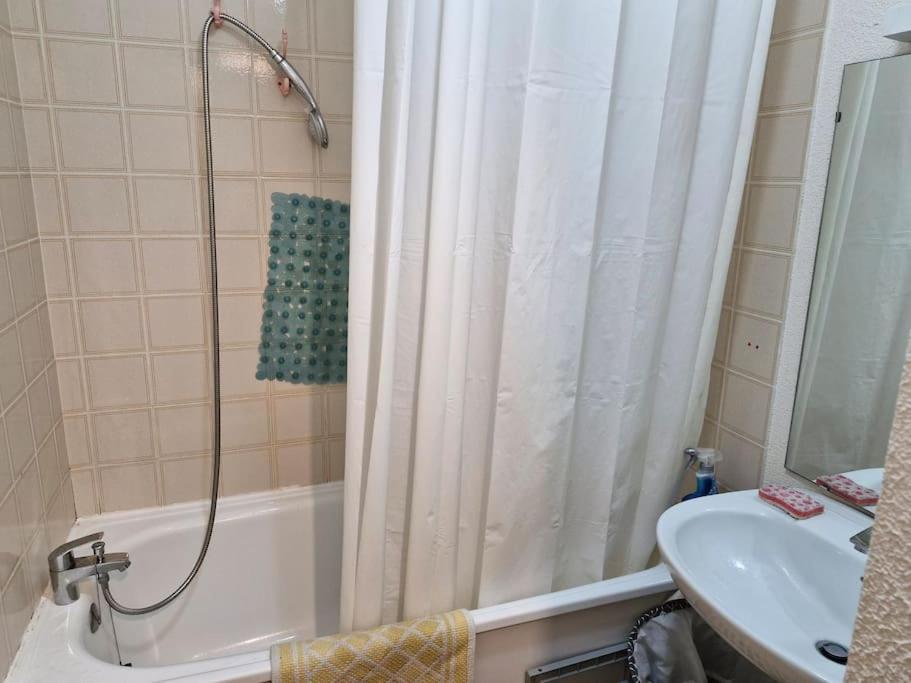 Appartement Au Pied Des Pistes La Joue du Loup Zewnętrze zdjęcie