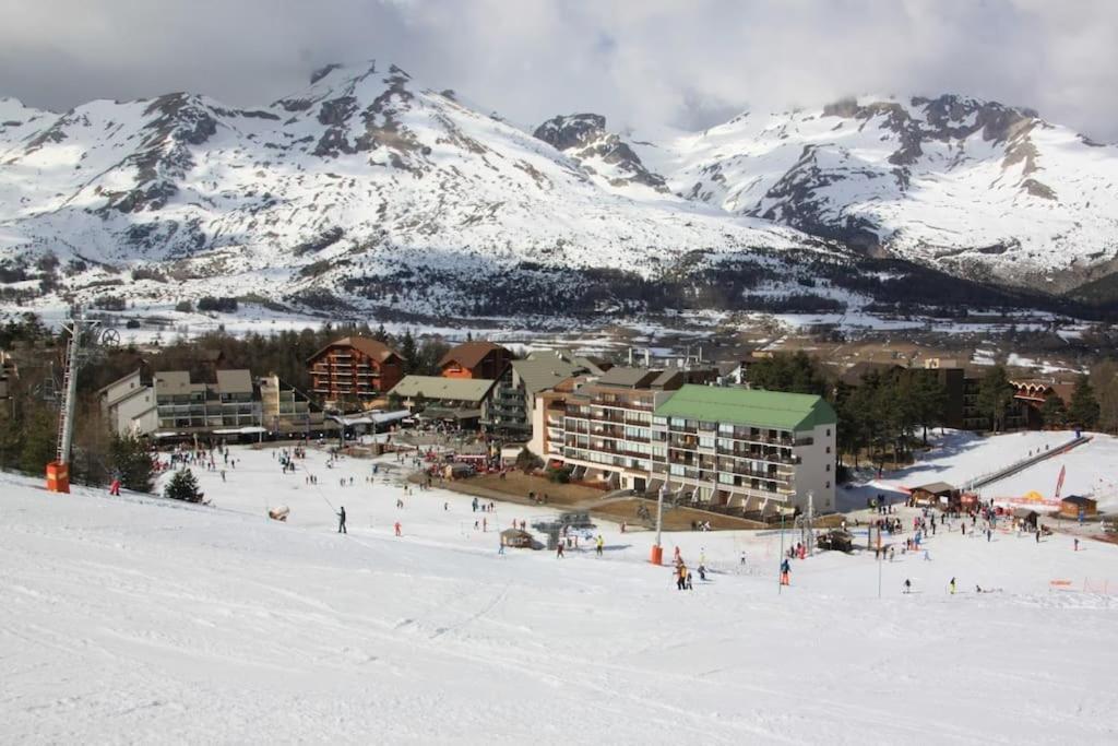 Appartement Au Pied Des Pistes La Joue du Loup Zewnętrze zdjęcie